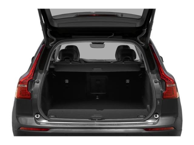 2023 Volvo XC60 Plus Bright Theme