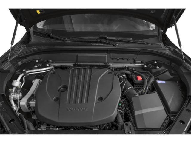 2023 Volvo XC60 Plus Bright Theme