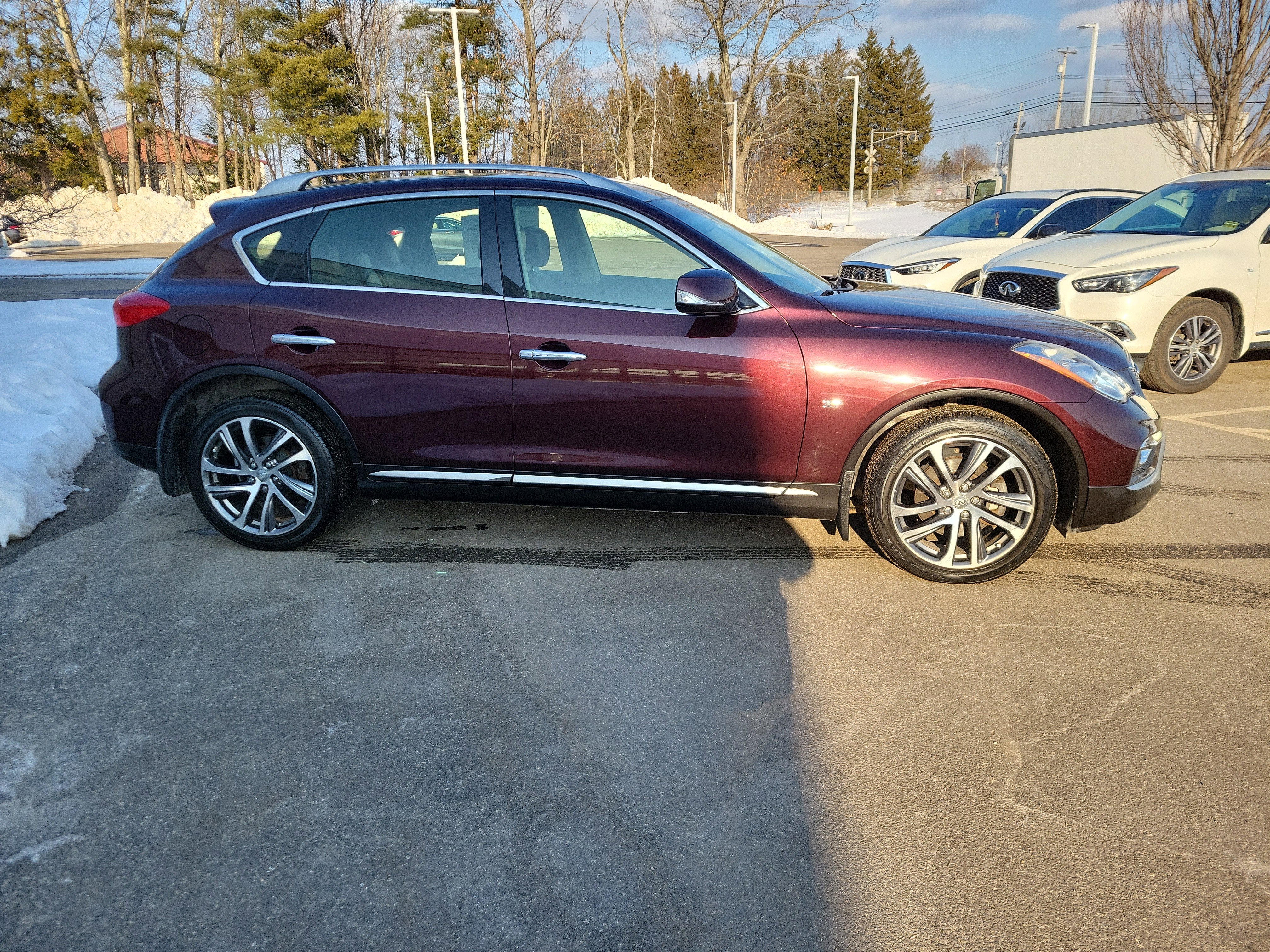 2017 INFINITI QX50 AWD