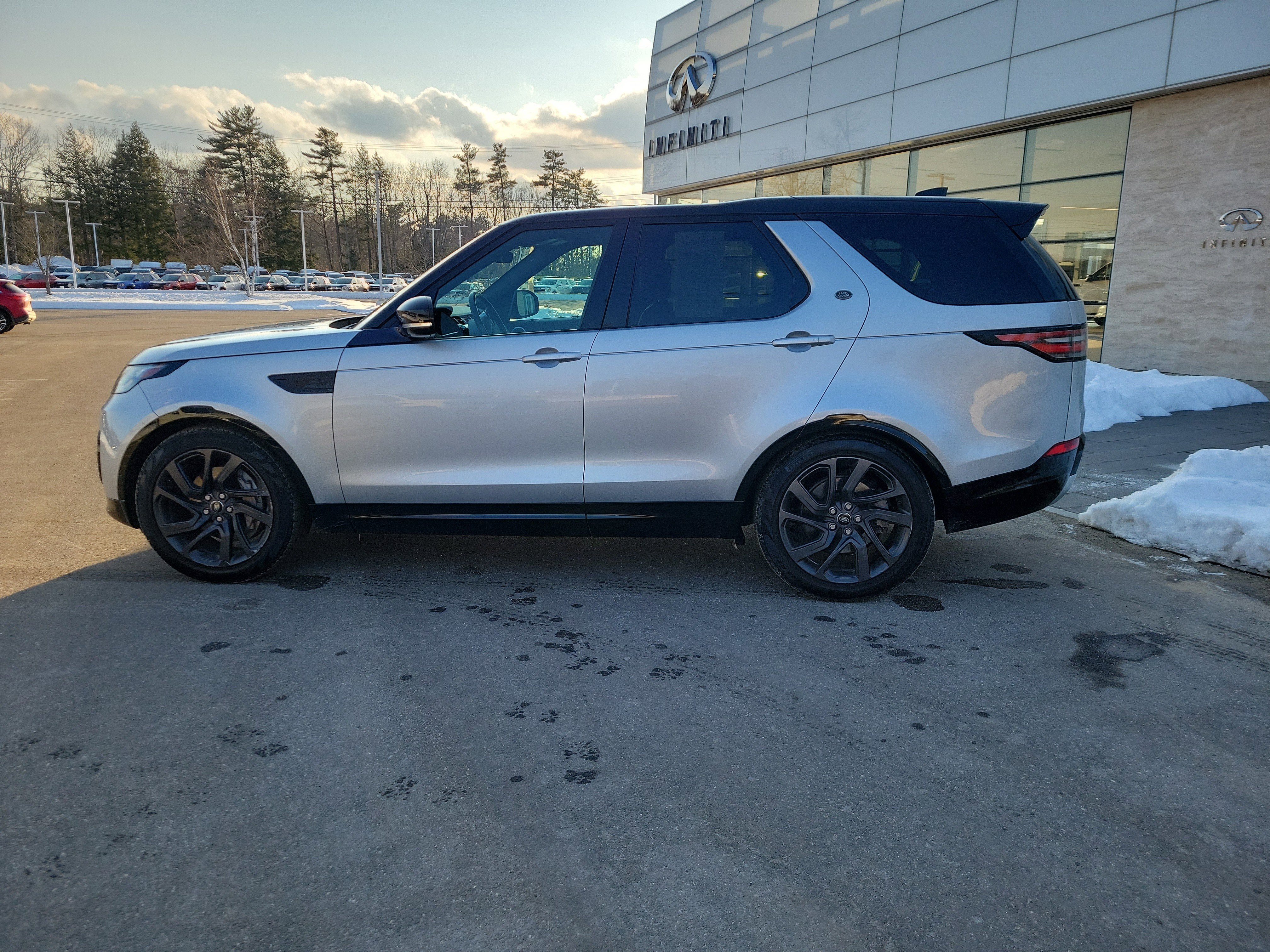 Used 2019 Land Rover Discovery HSE with VIN SALRR2RV2K2401993 for sale in Westbrook, ME