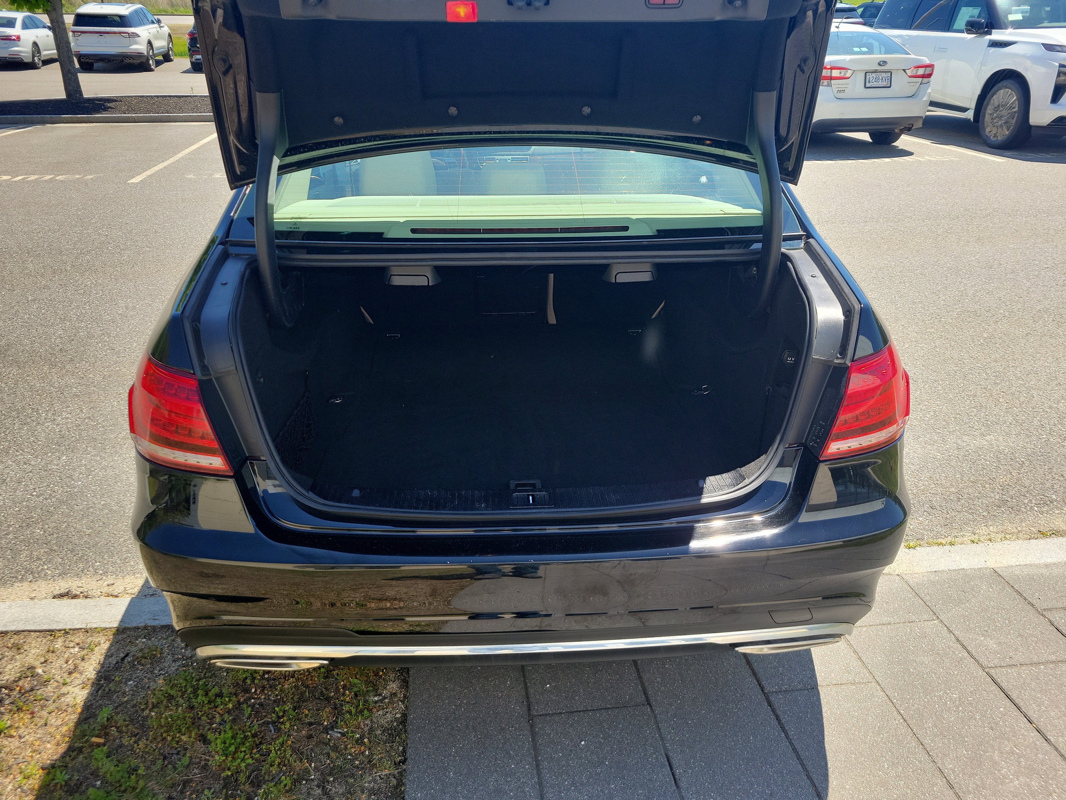 2014 Mercedes-Benz E-Class 4dr Sdn E 350 Luxury 4MATIC®