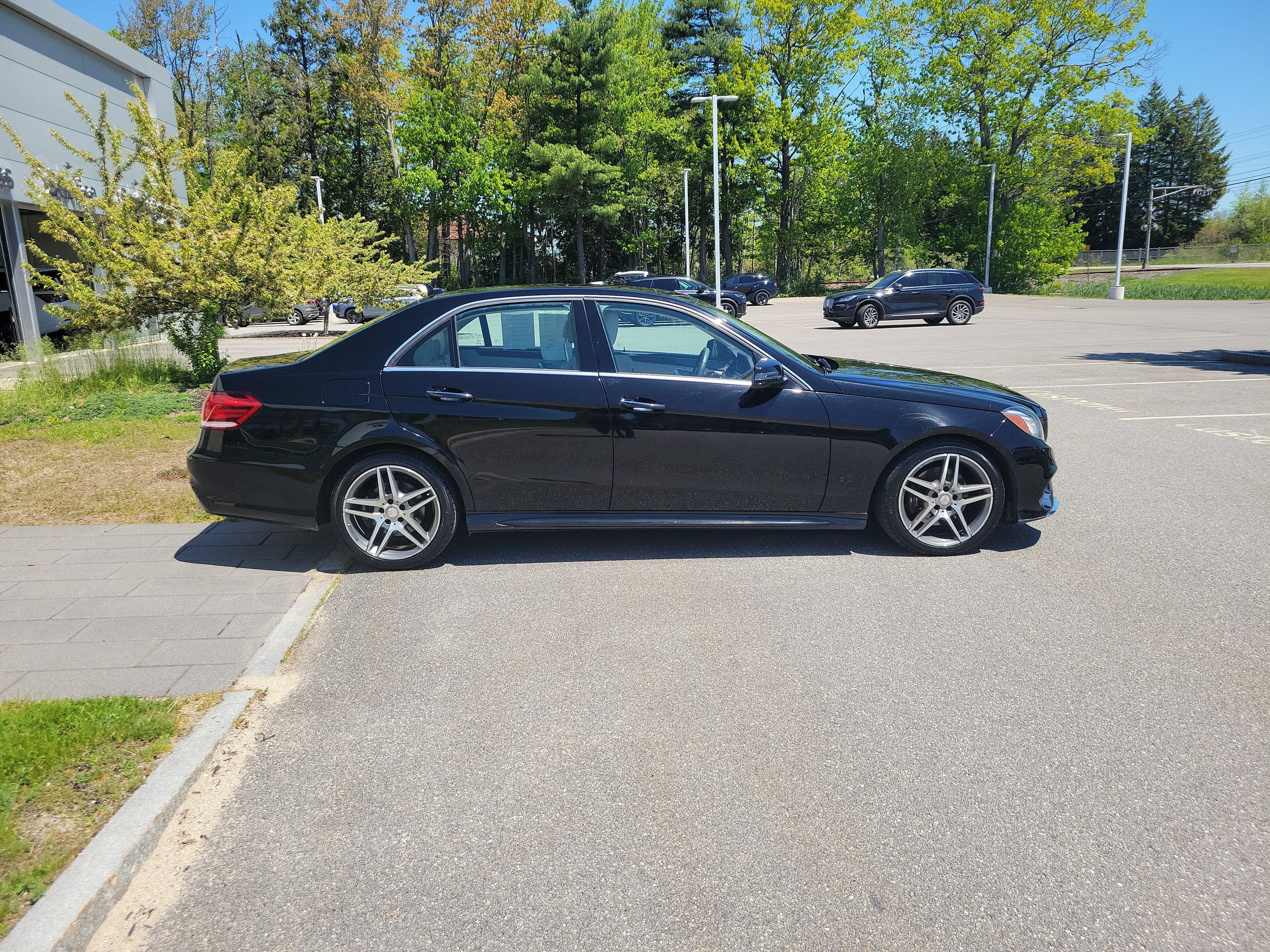 2014 Mercedes-Benz E-Class 4dr Sdn E 350 Luxury 4MATIC®