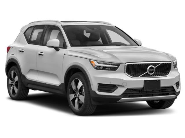 2019 Volvo XC40 Momentum