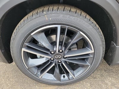 2025 INFINITI QX55 Essential AWD