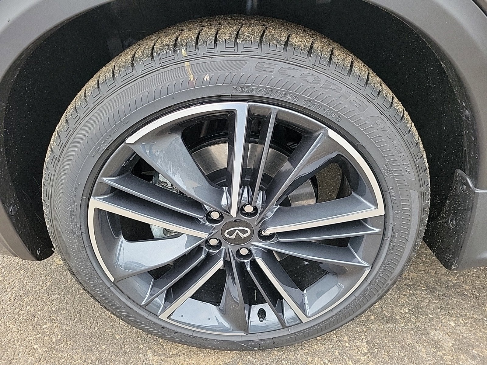 2025 INFINITI QX55 Essential AWD