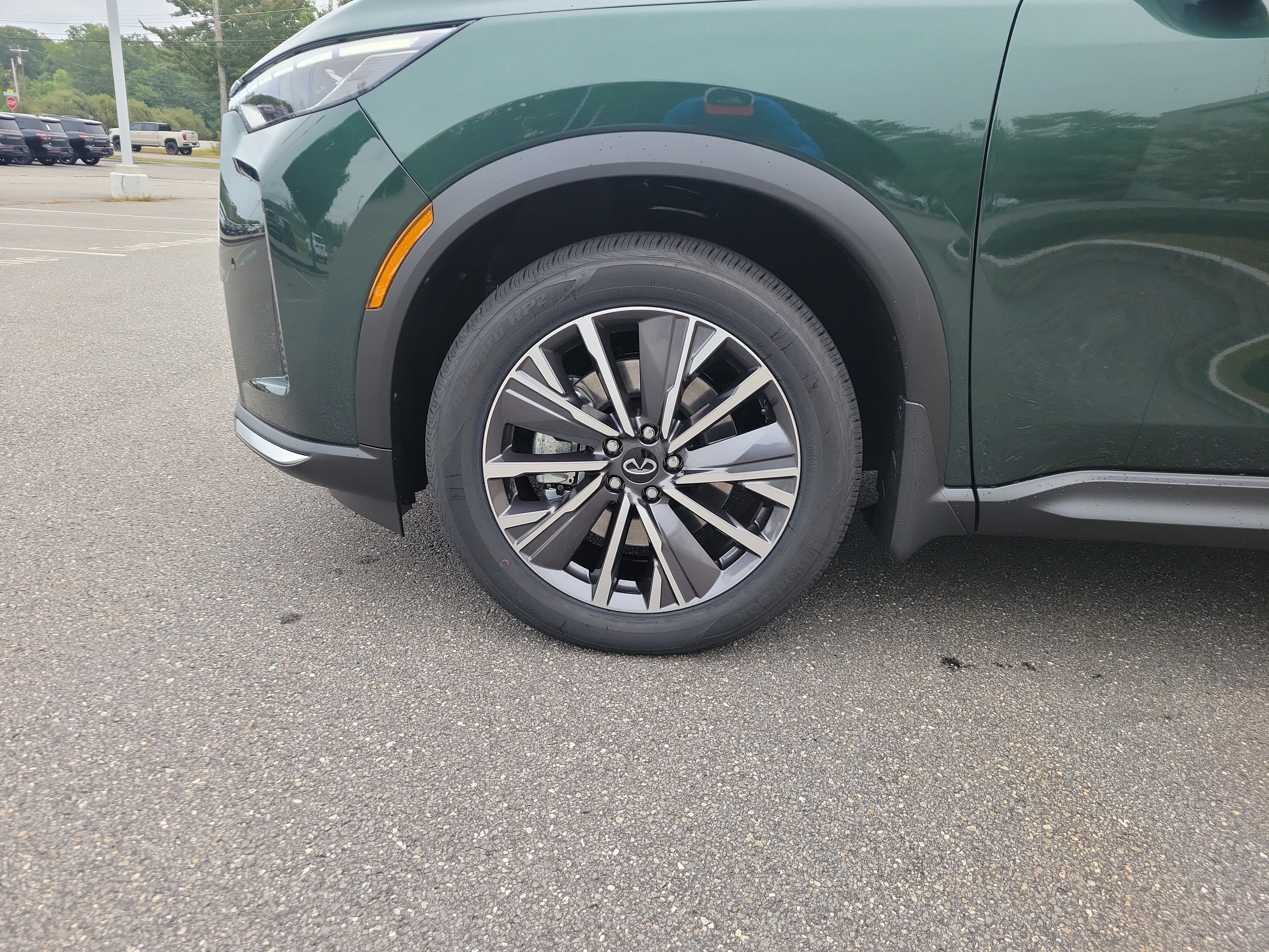 2027 INFINITI QX60 LUXE