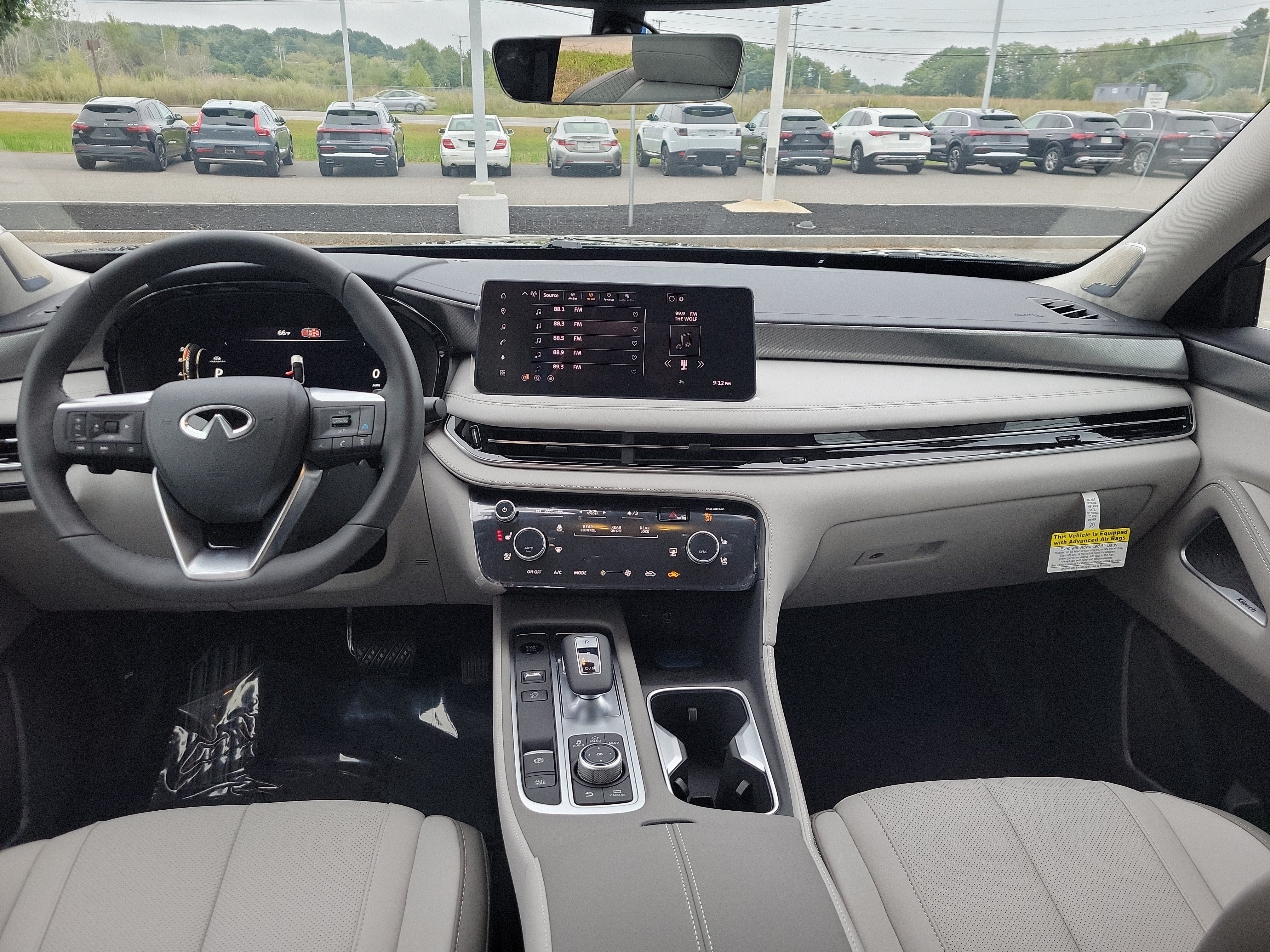 2027 INFINITI QX60 LUXE