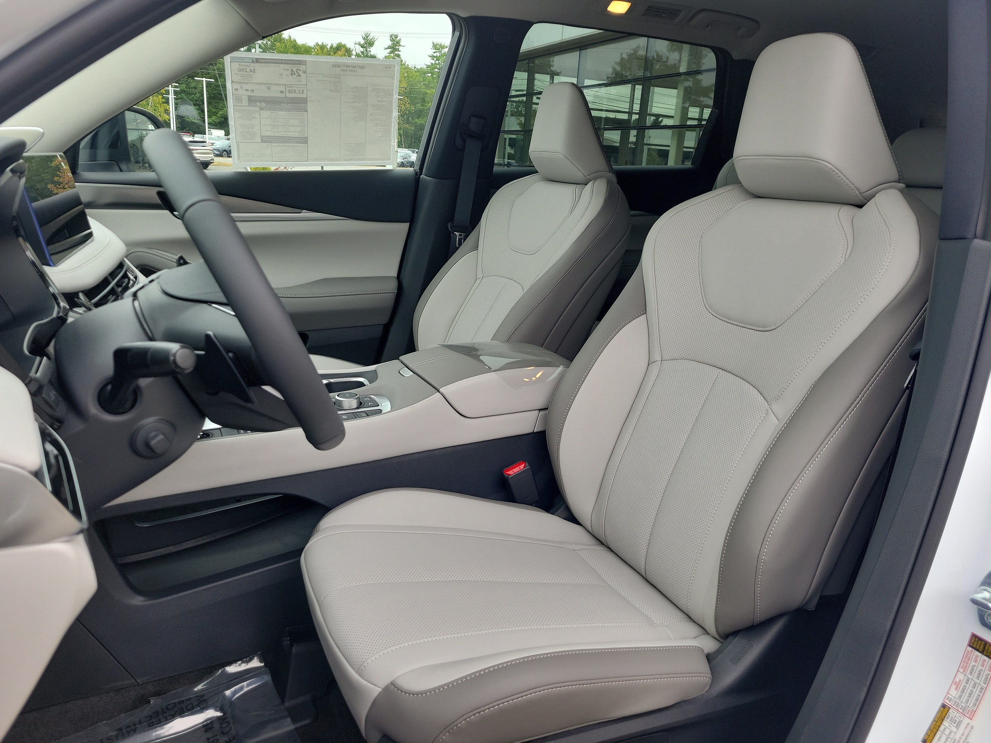 2027 INFINITI QX60 LUXE