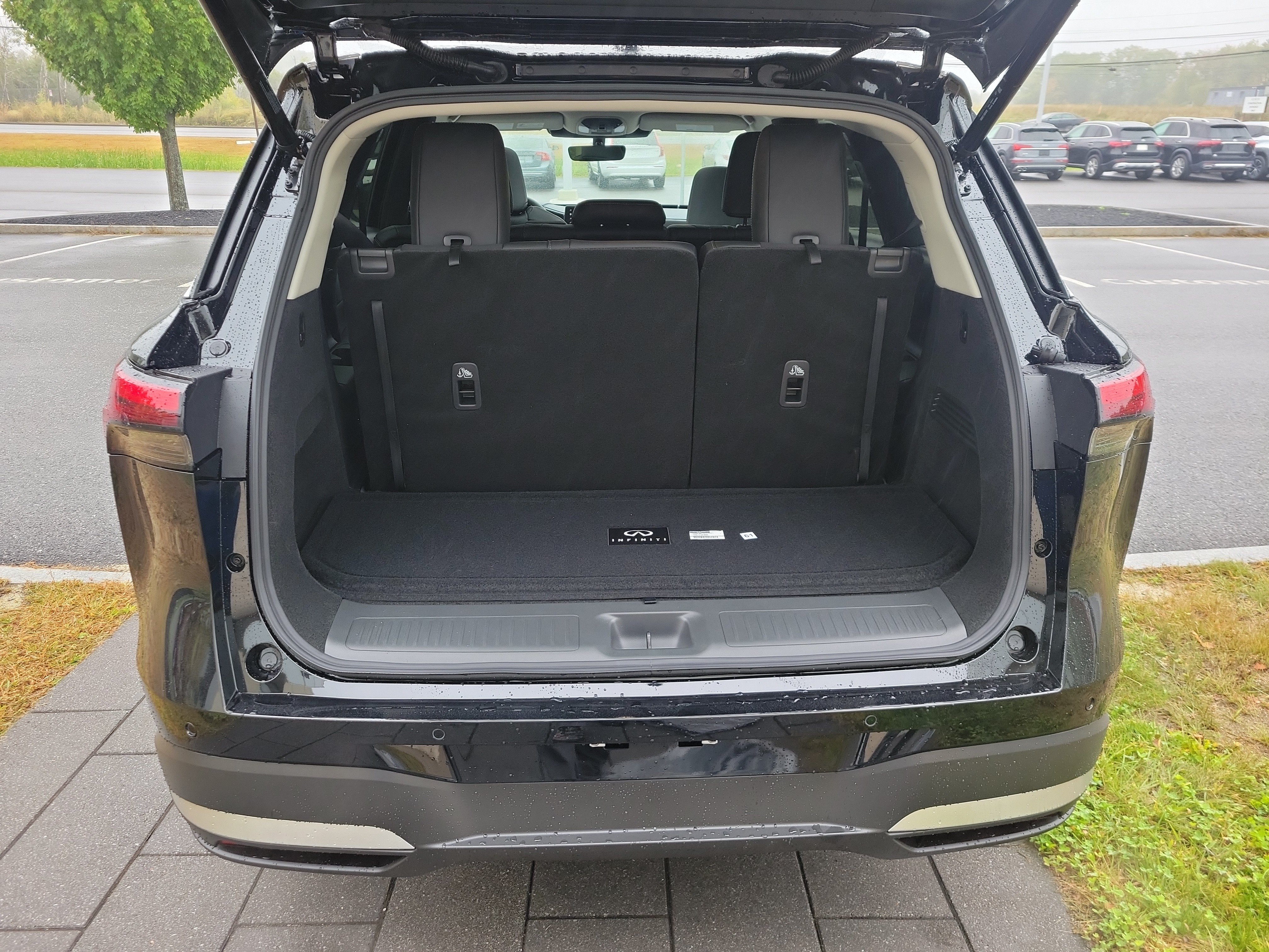 2027 INFINITI QX60 Luxe AWD