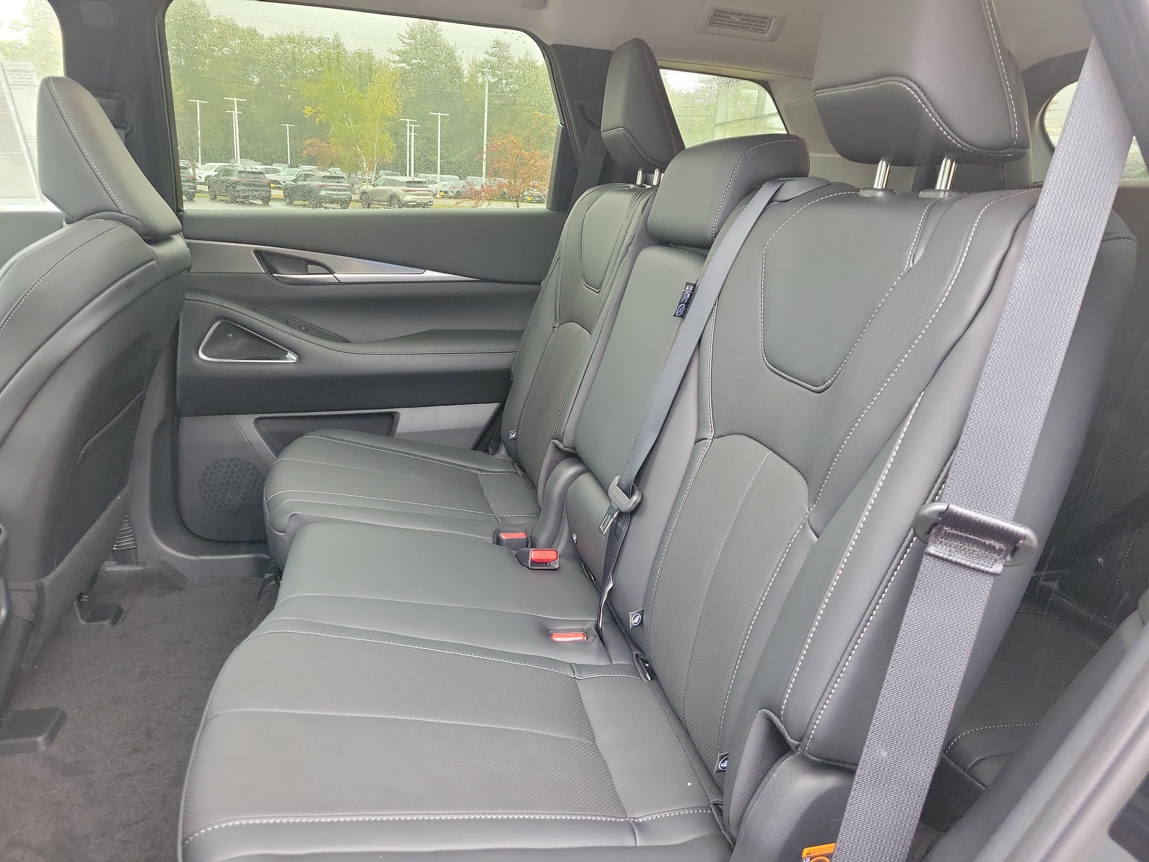 2027 INFINITI QX60 Luxe AWD