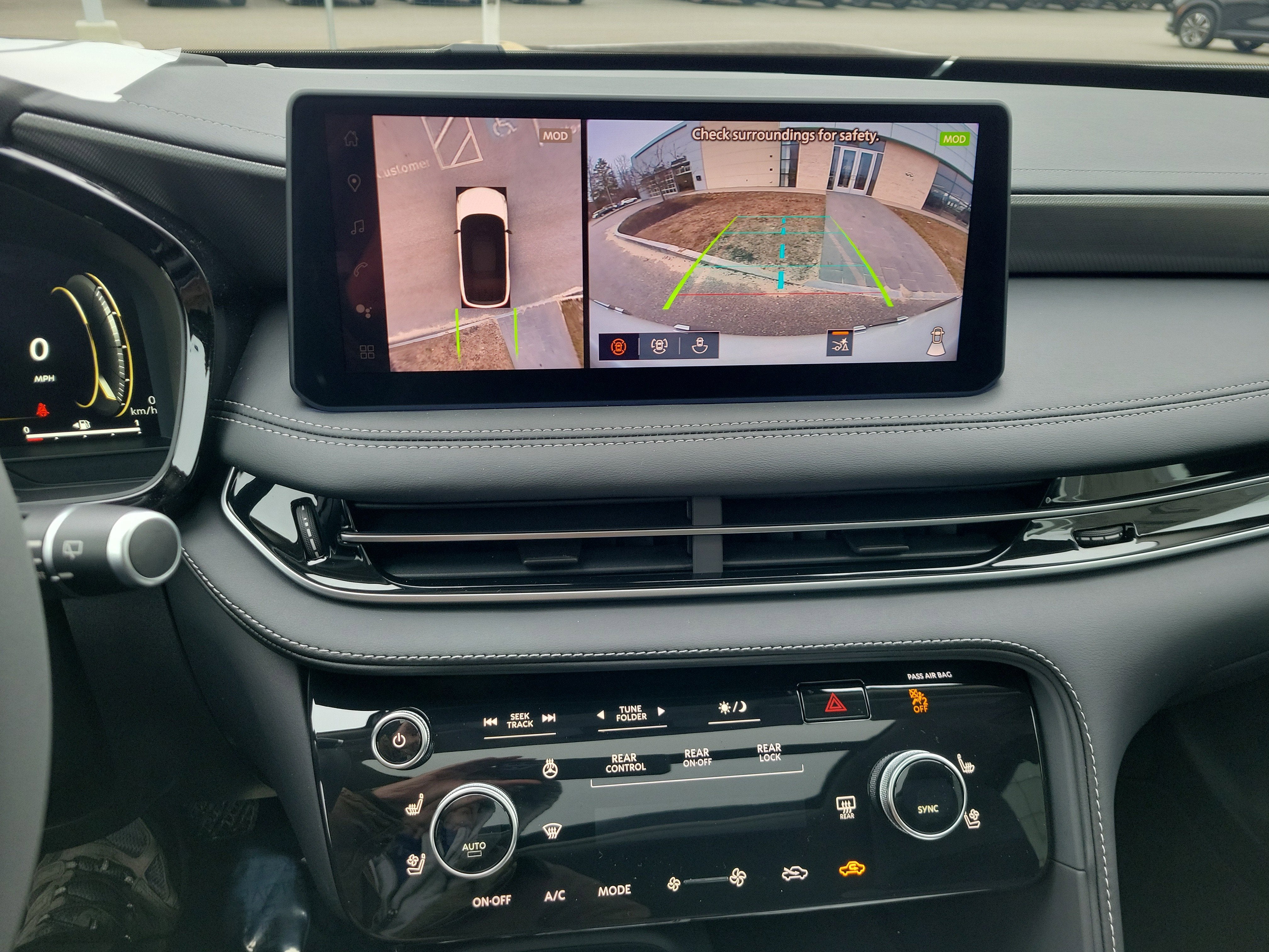 2026 INFINITI QX60 Luxe AWD