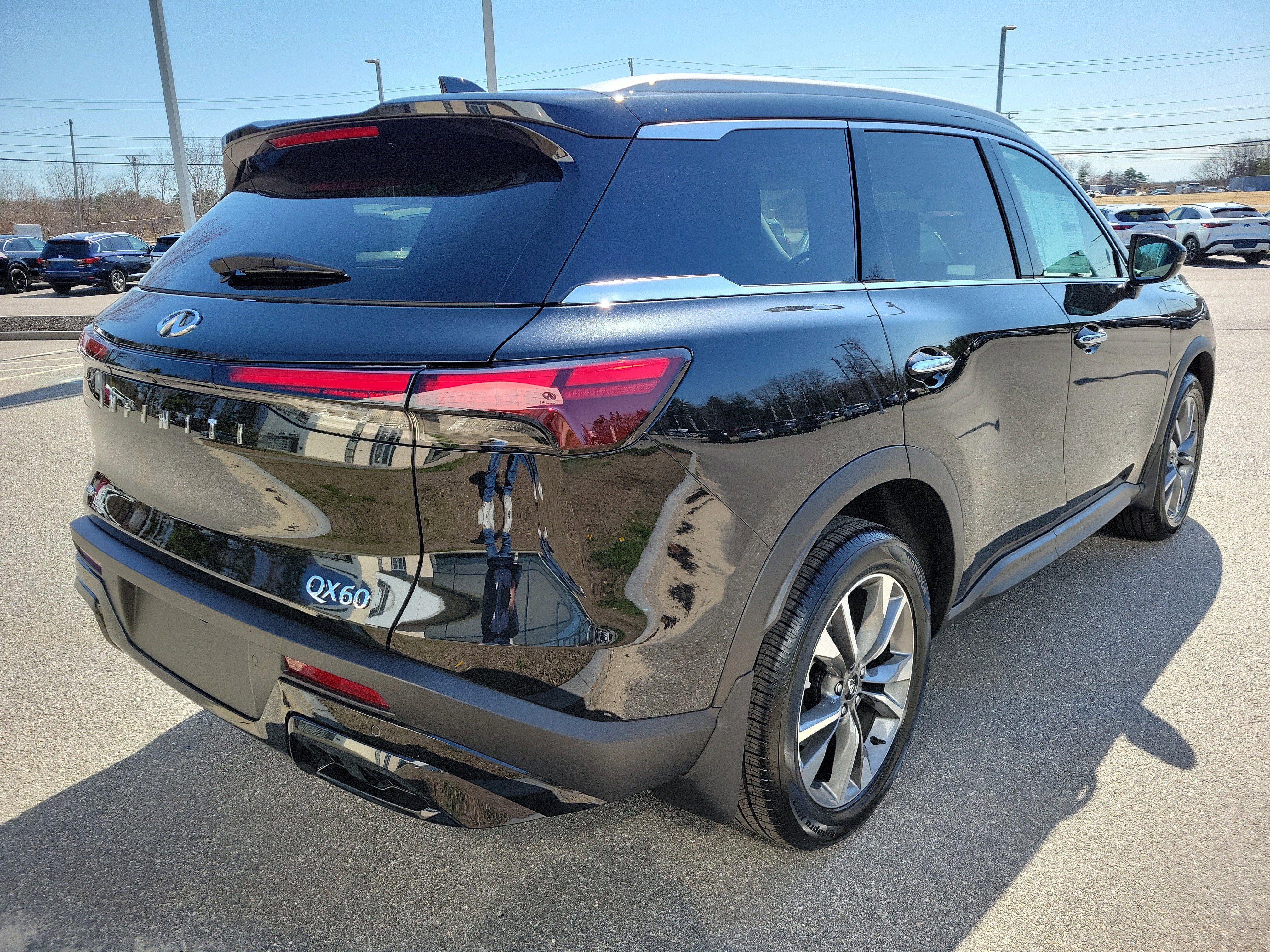 2025 INFINITI QX60 Luxe AWD