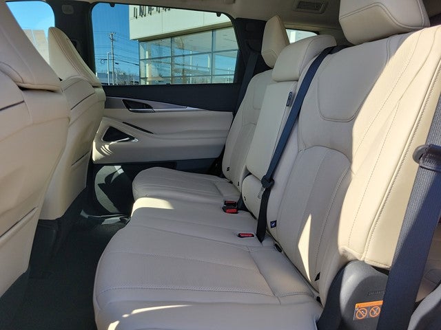 2025 INFINITI QX60 Luxe AWD