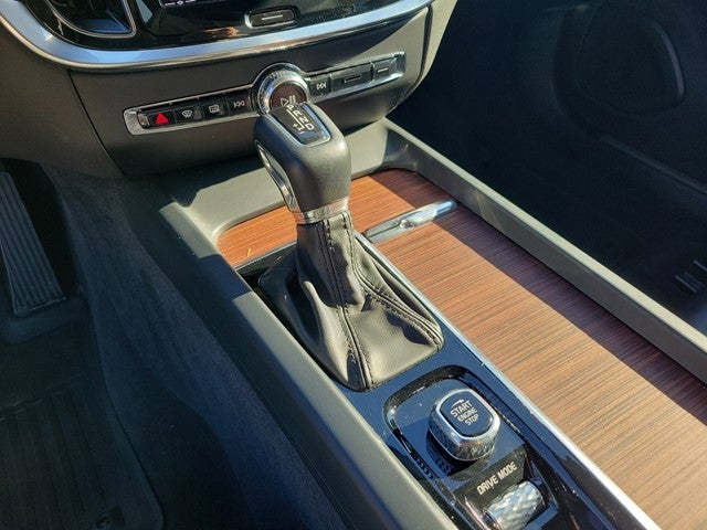 2021 Volvo S60 Momentum