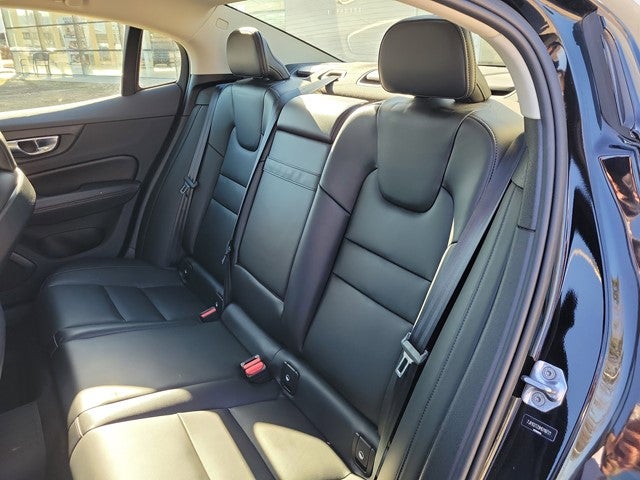 2021 Volvo S60 Momentum