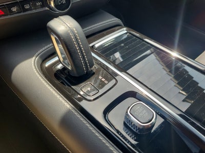 2022 Volvo S60 Recharge Plug-In Hybrid R-Design