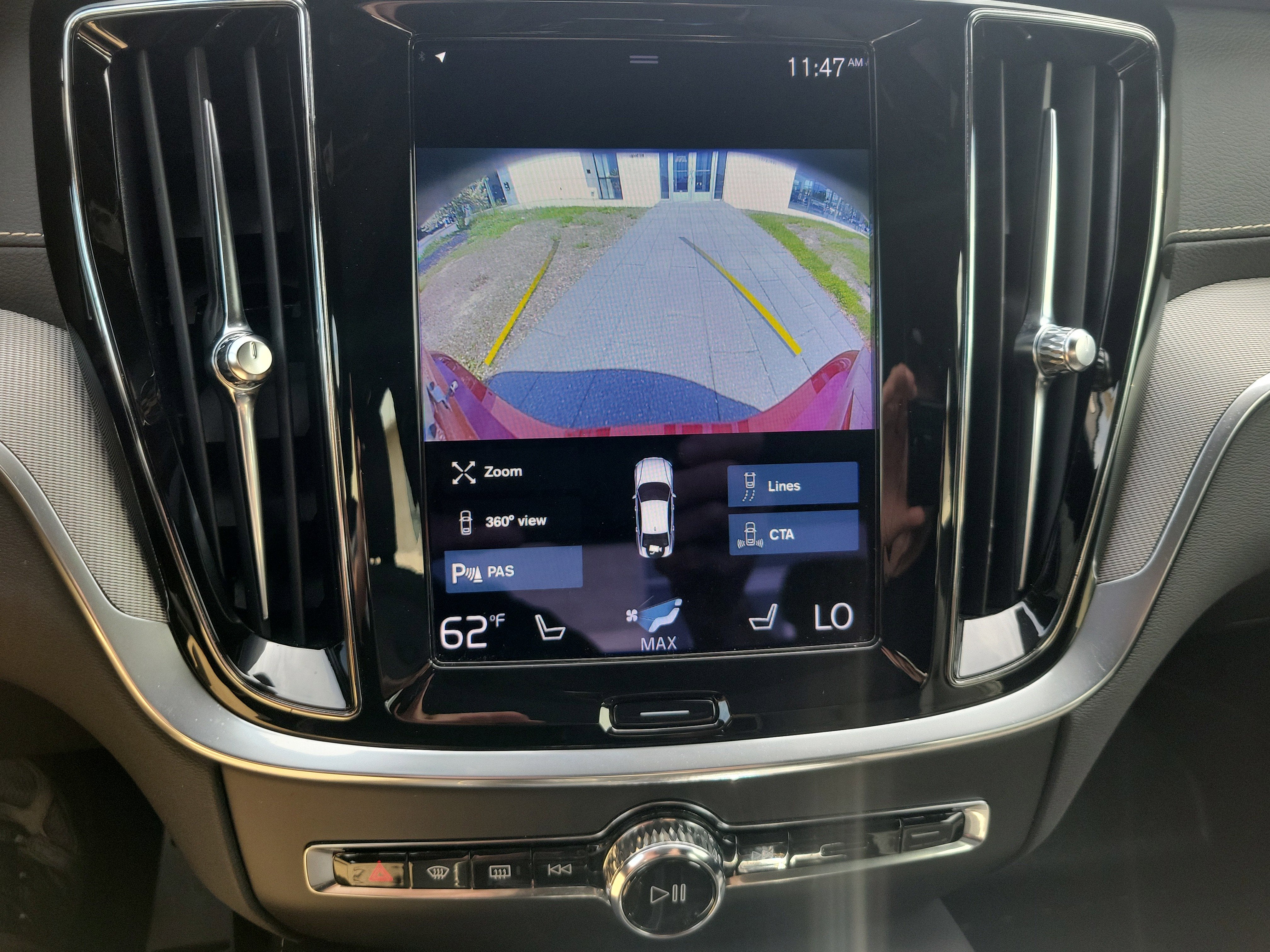 2022 Volvo S60 Recharge Plug-In Hybrid R-Design