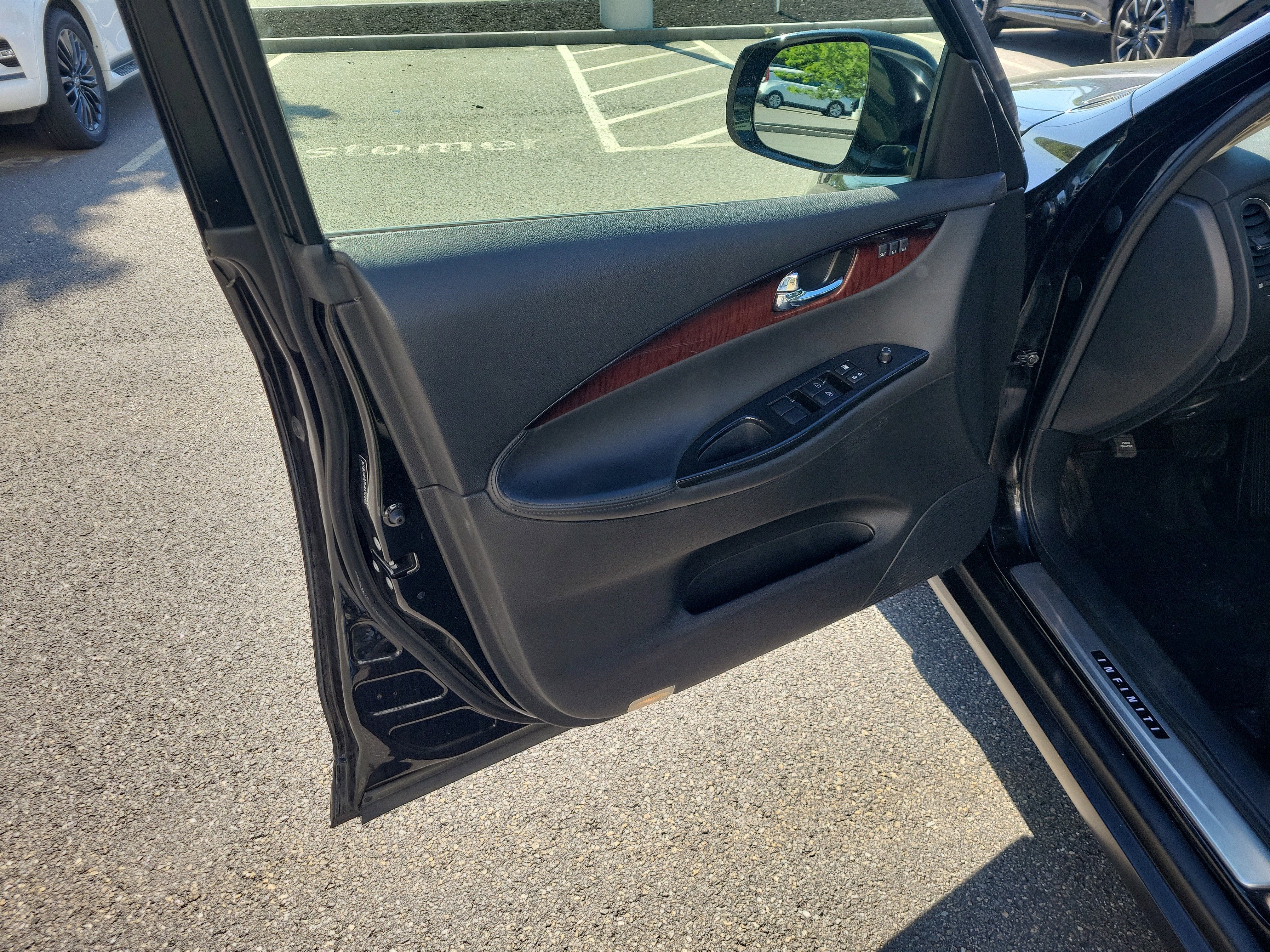 2017 INFINITI QX50 AWD