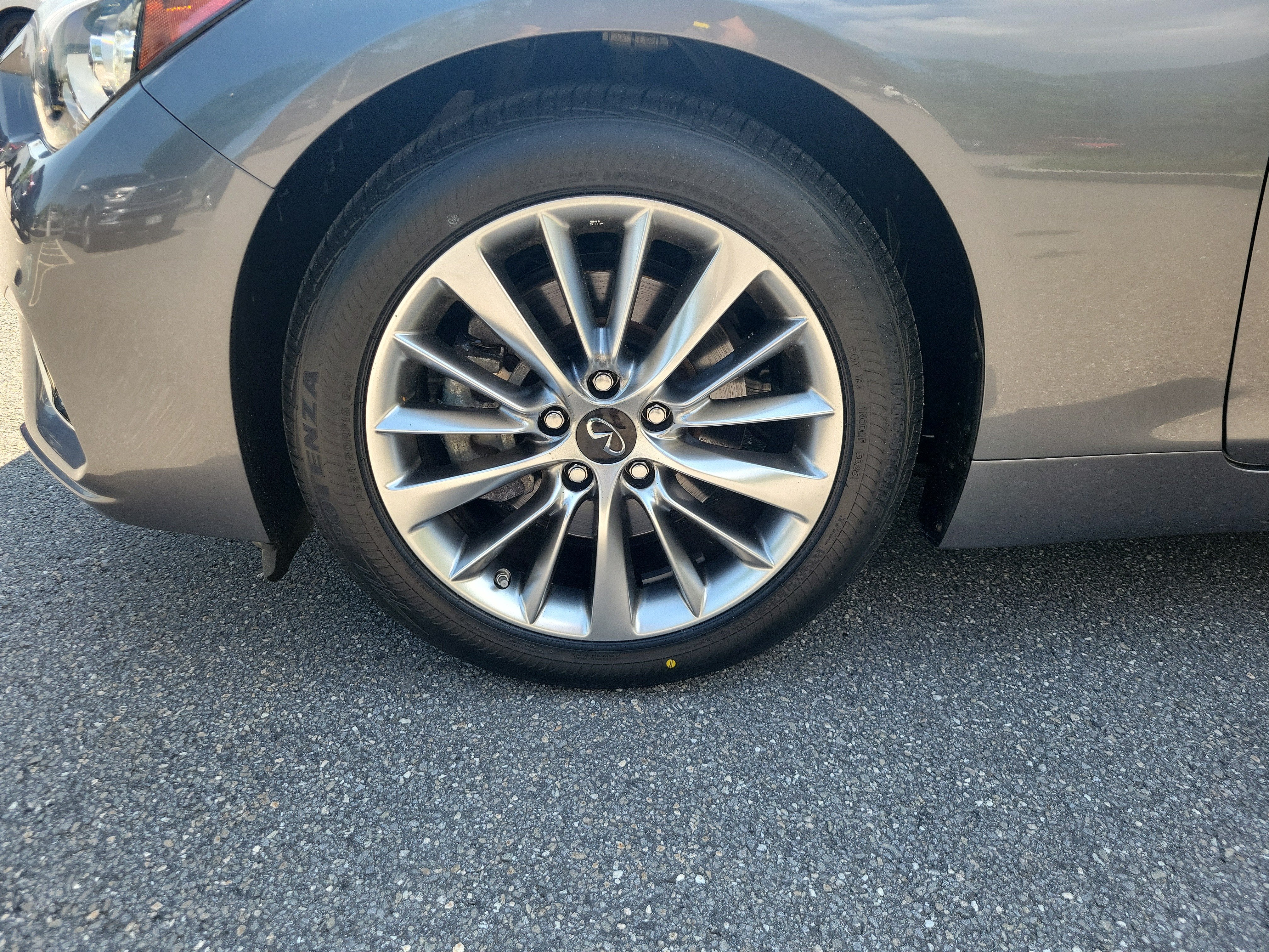 2023 INFINITI Q50 LUXE AWD