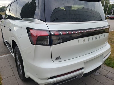 2027 INFINITI QX80 Pure 4WD