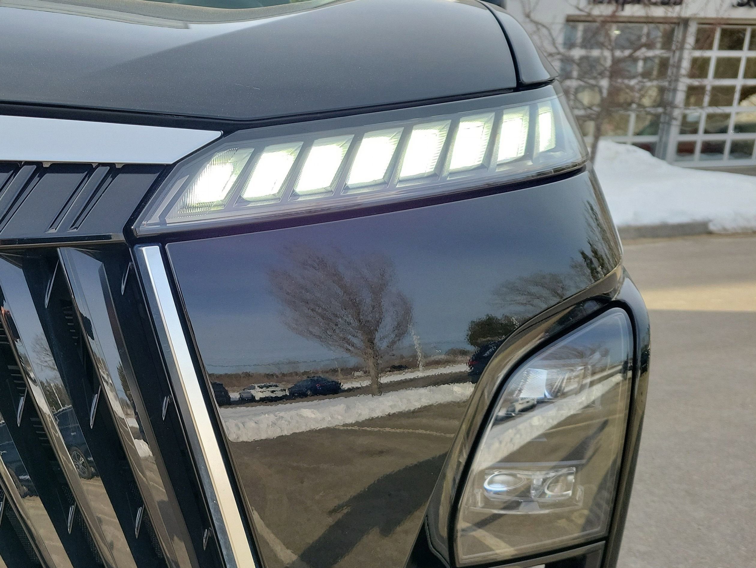 2025 INFINITI QX80 Pure 4WD