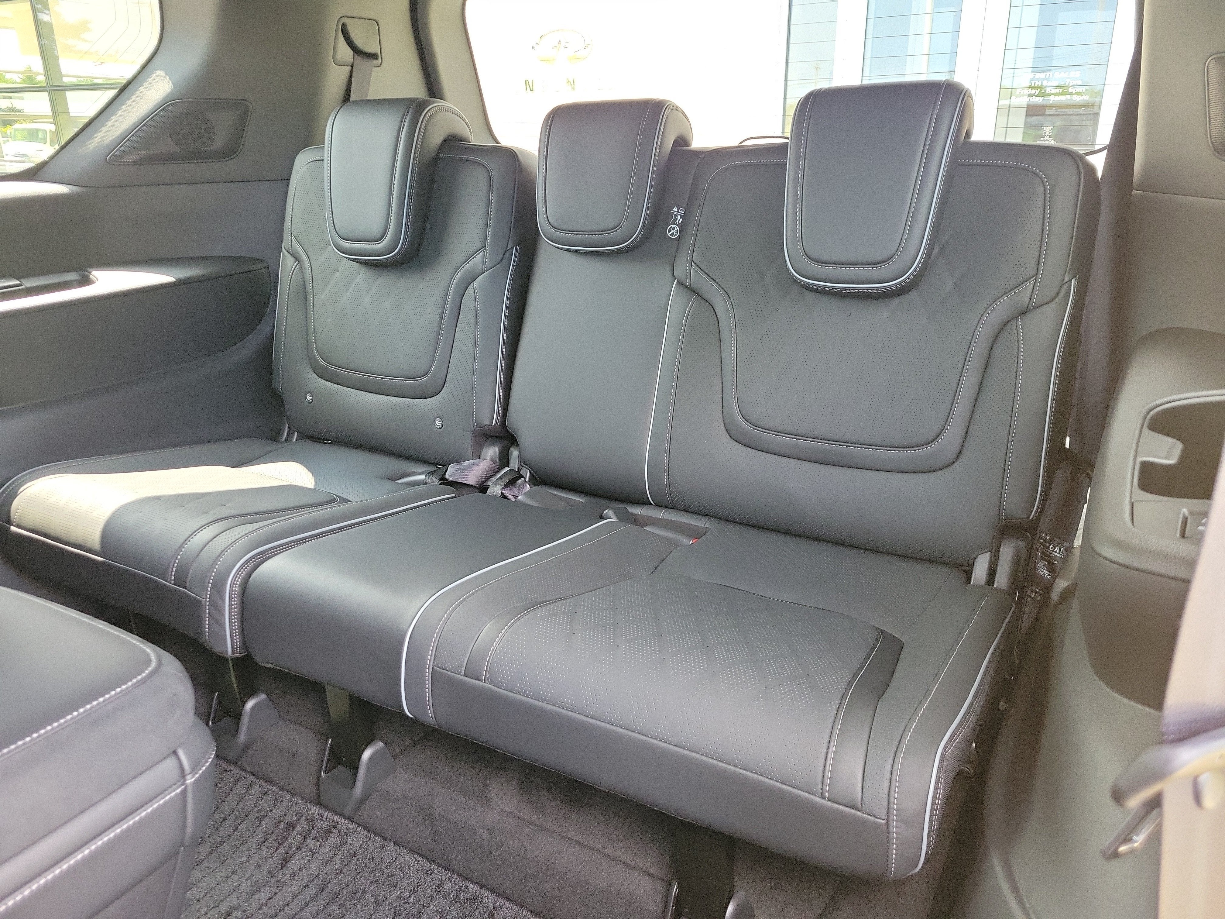 2027 INFINITI QX80 Autograph 4WD