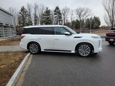 2025 INFINITI QX80 Sensory 4WD