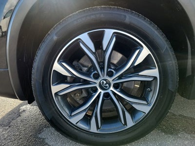 2019 INFINITI QX30 LUXE AWD