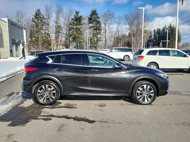 2019 INFINITI QX30 LUXE AWD