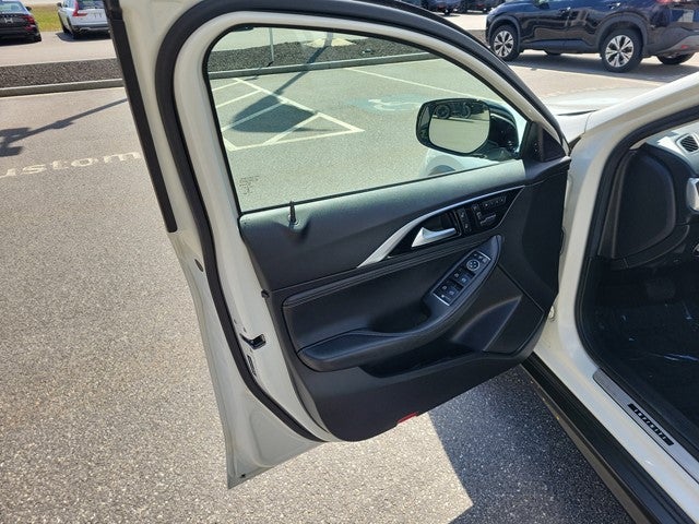 2019 INFINITI QX30 LUXE AWD