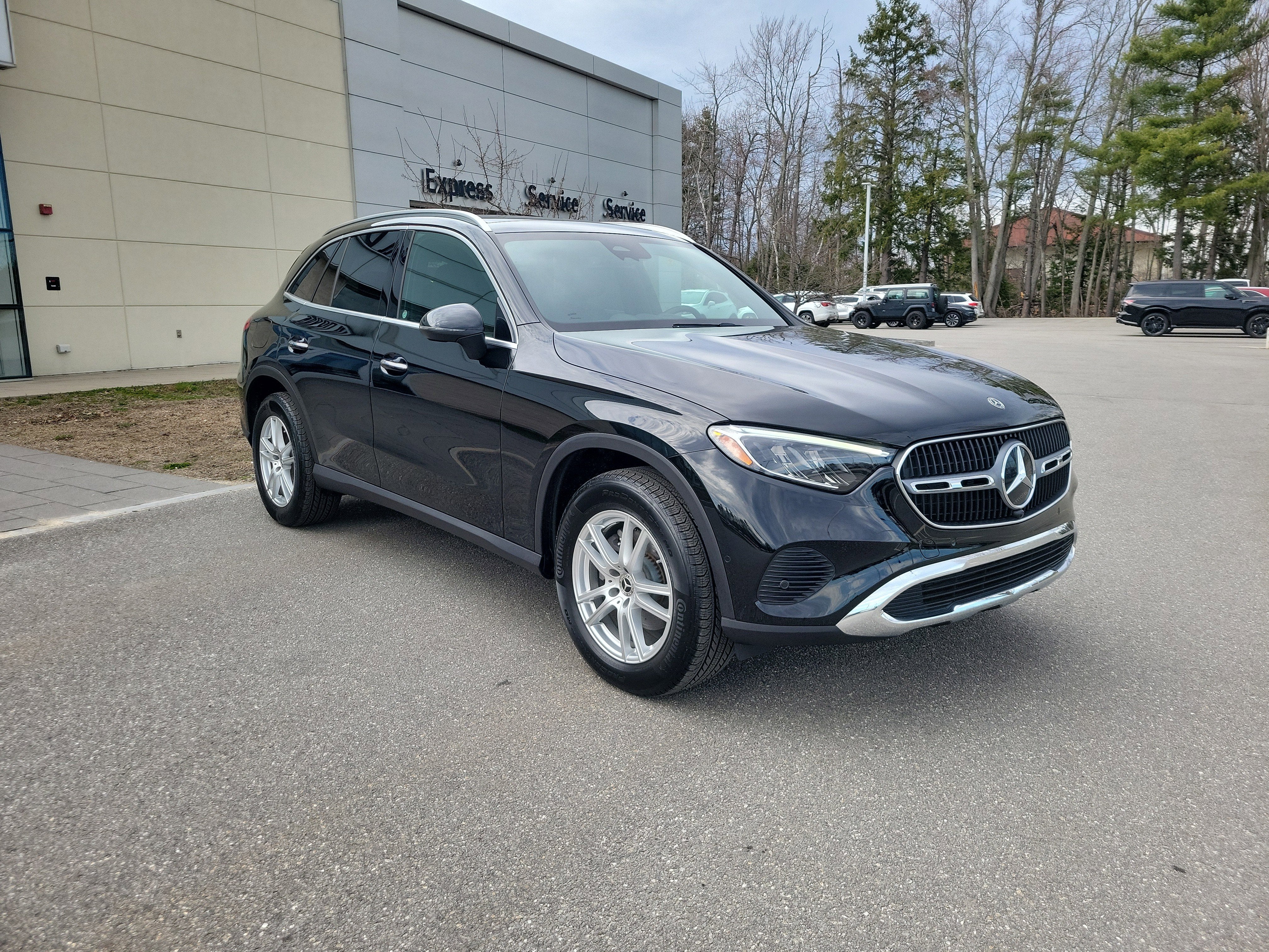 2025 Mercedes-Benz GLC Base - Photo 9
