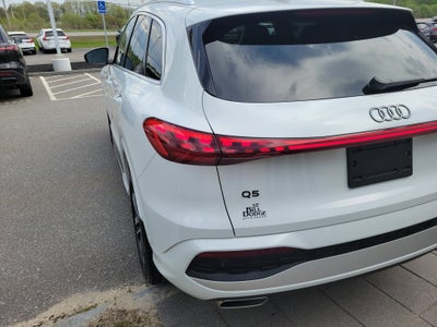 2025 Audi Q5 Premium