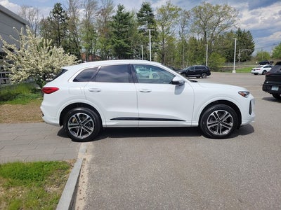 2025 Audi Q5 Premium