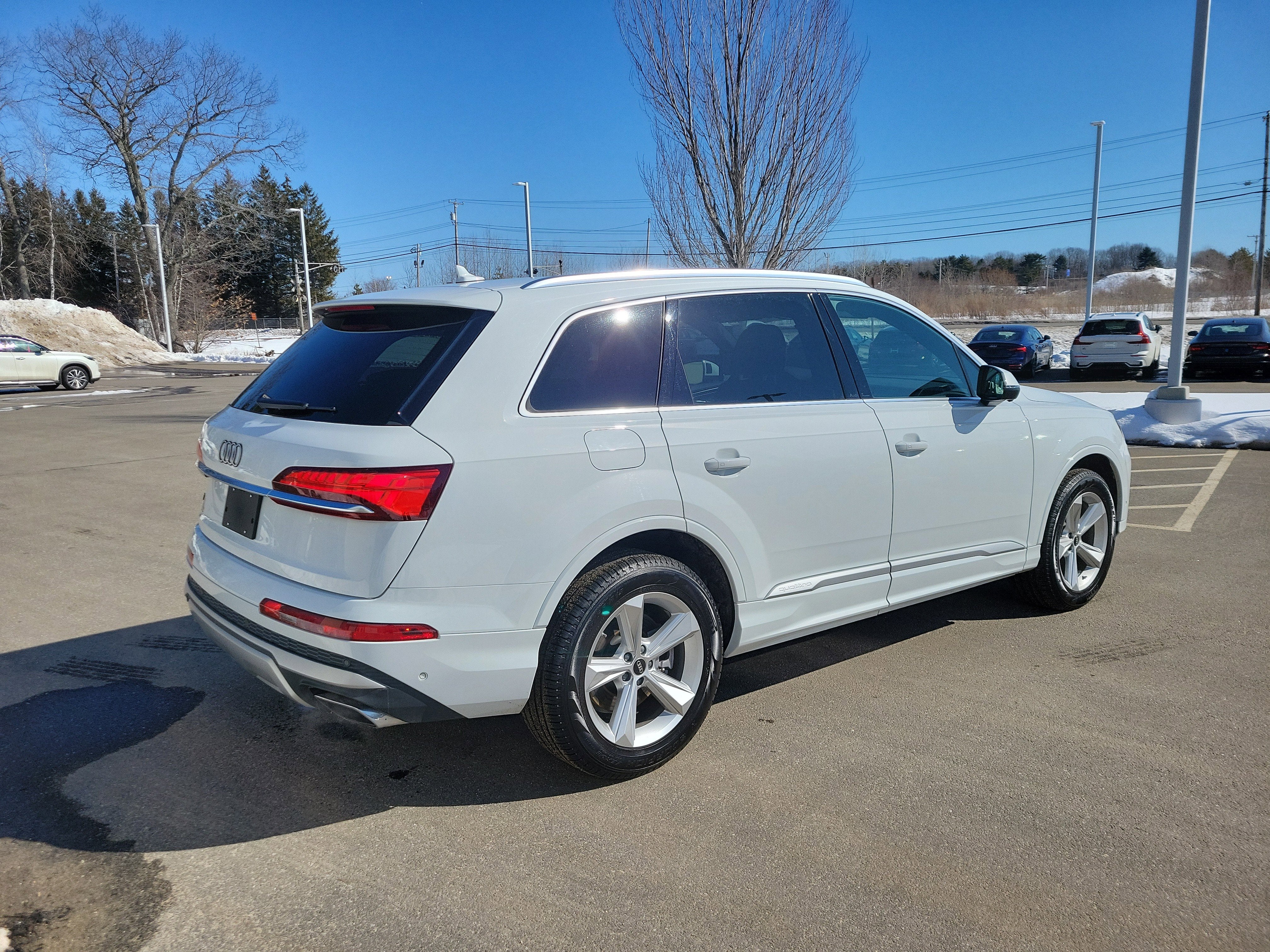 2025 Audi Q7 Premium
