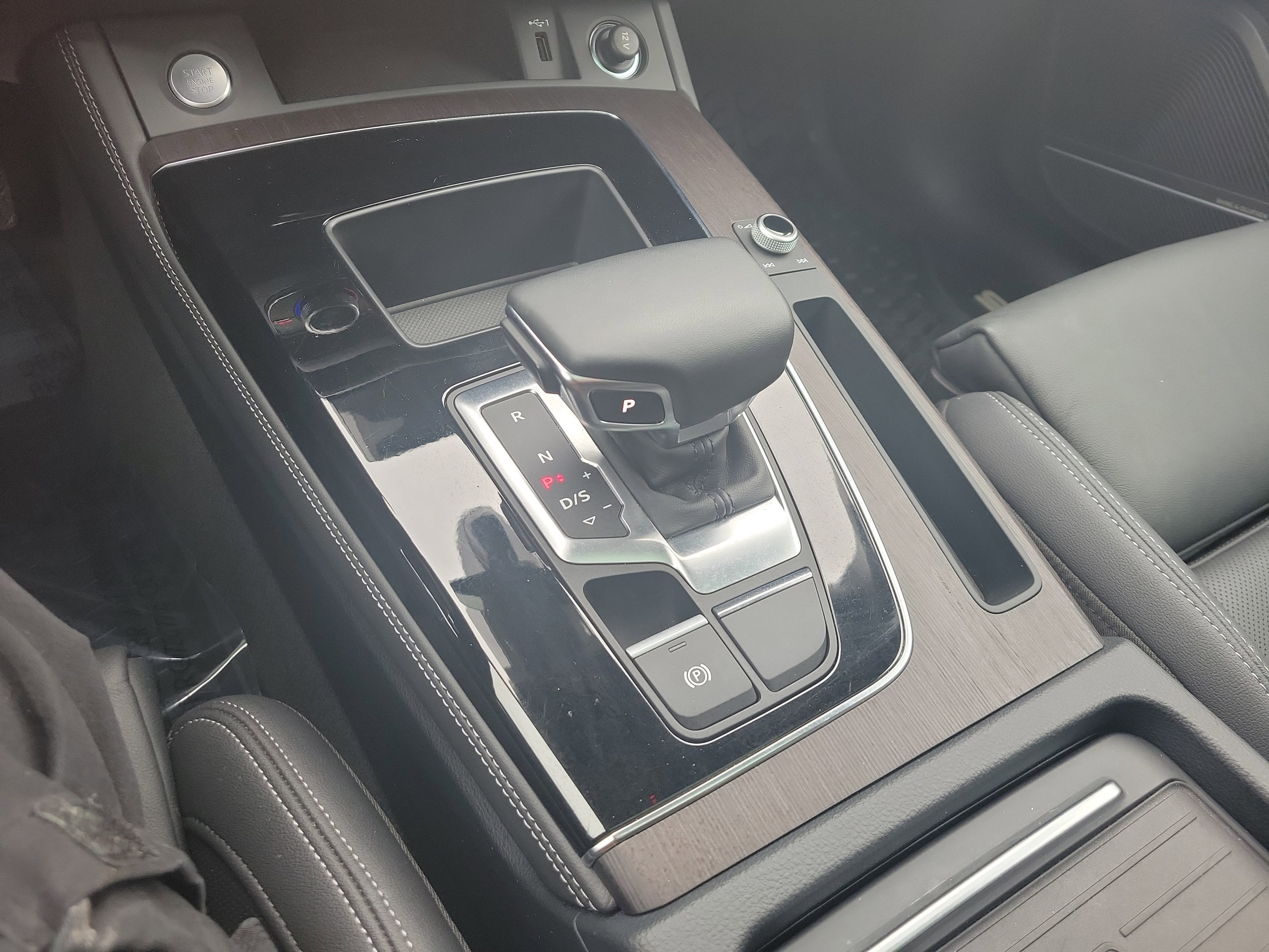 2024 Audi Q5 S line Prestige