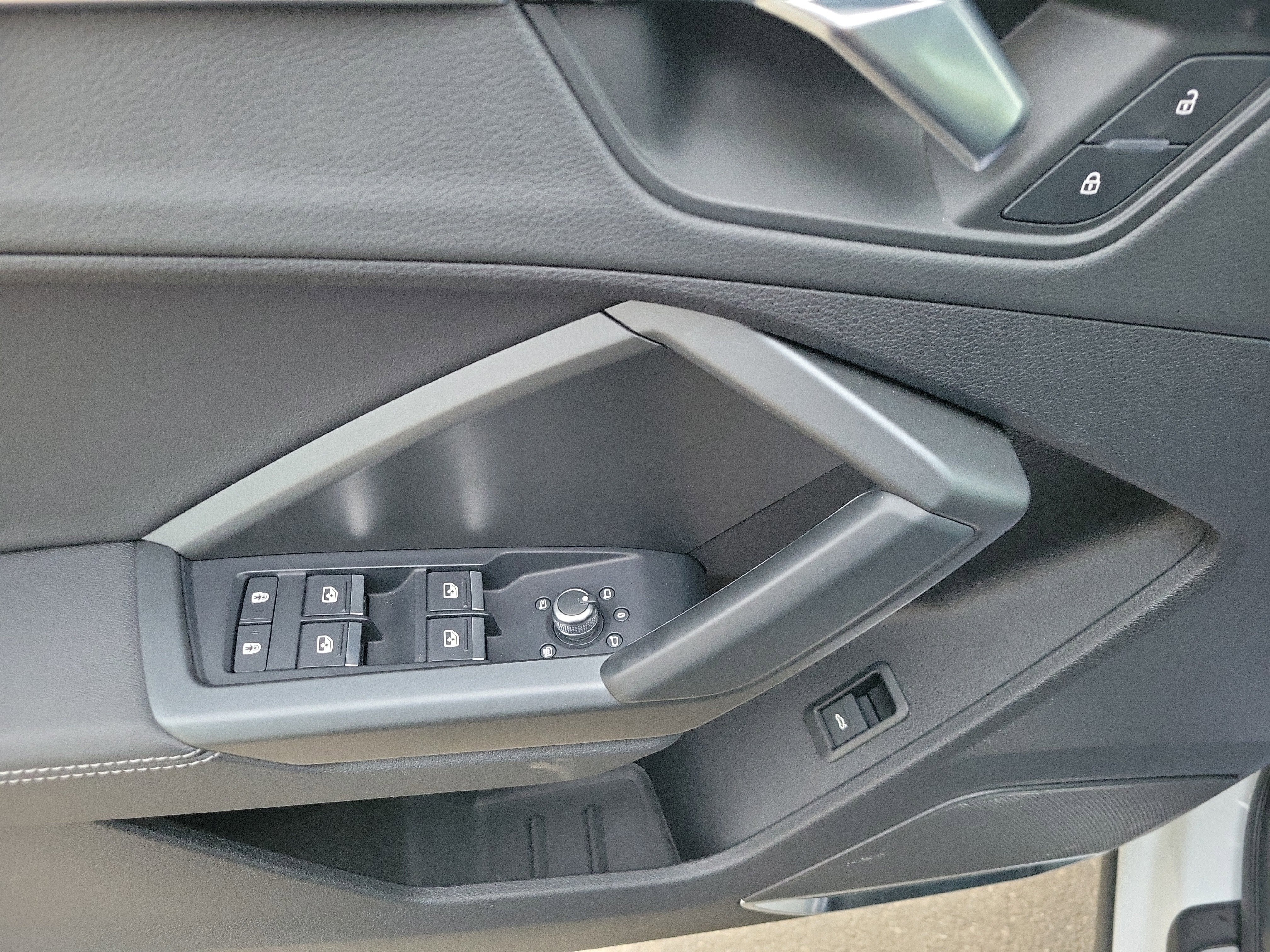 2020 Audi Q3 S line Prestige