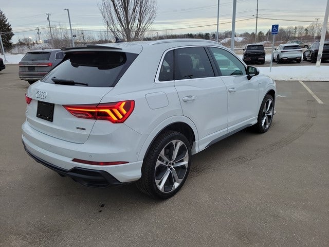 2020 Audi Q3 S line Prestige