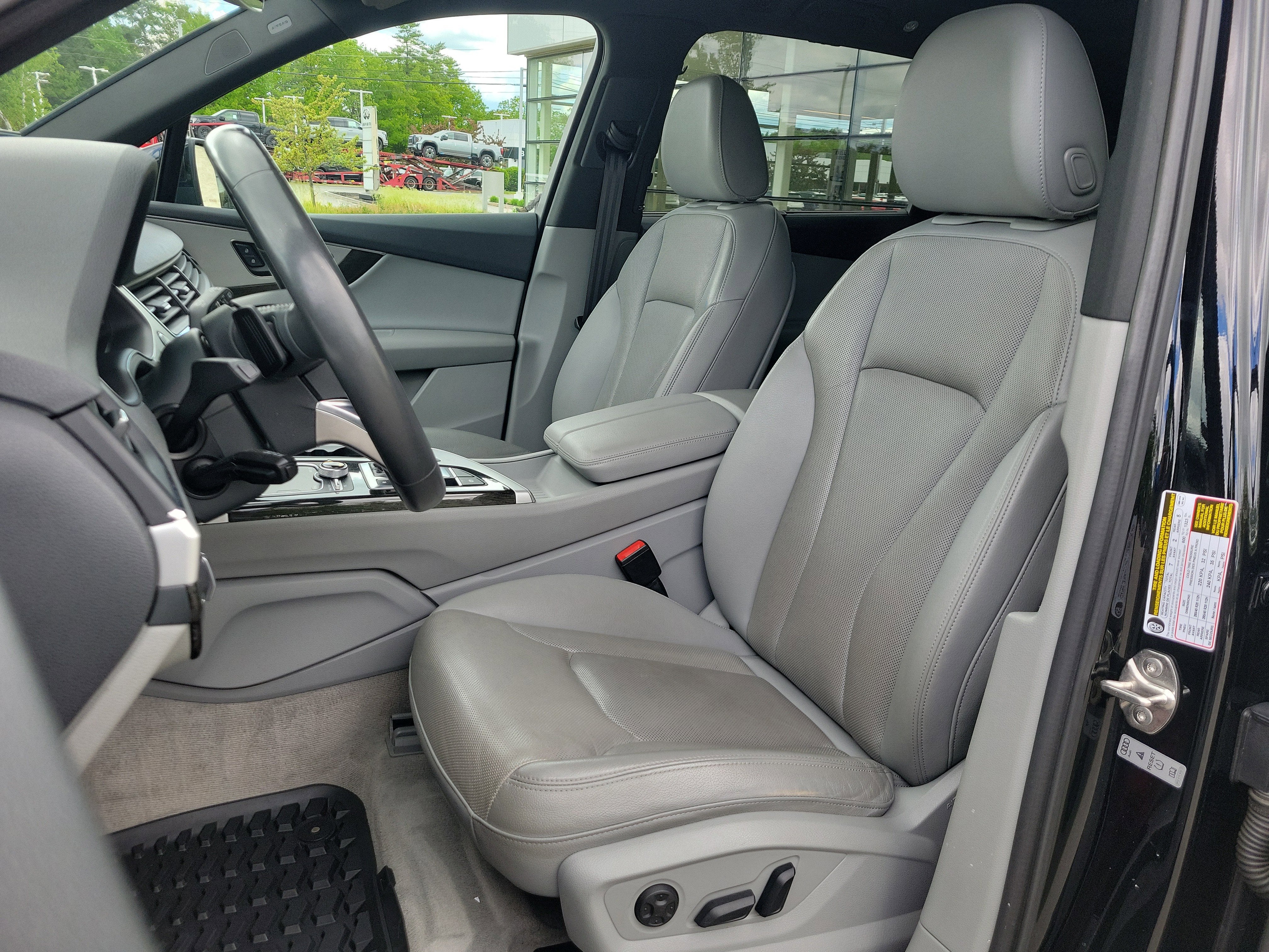 2019 Audi Q7 Premium Plus