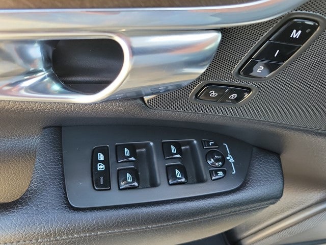 2019 Volvo V90 Cross Country T6 AWD