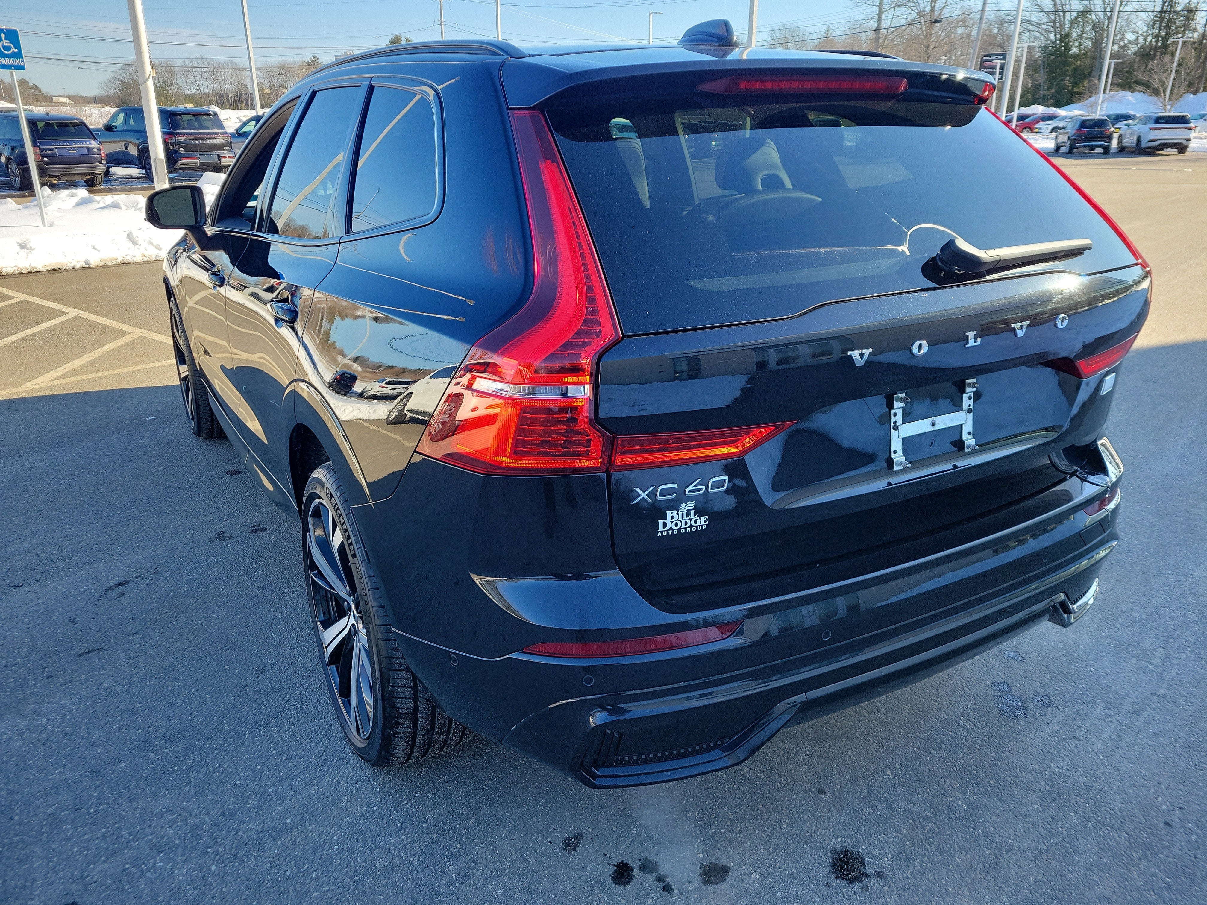 2022 Volvo XC60 Recharge Plug-In Hybrid R-Design