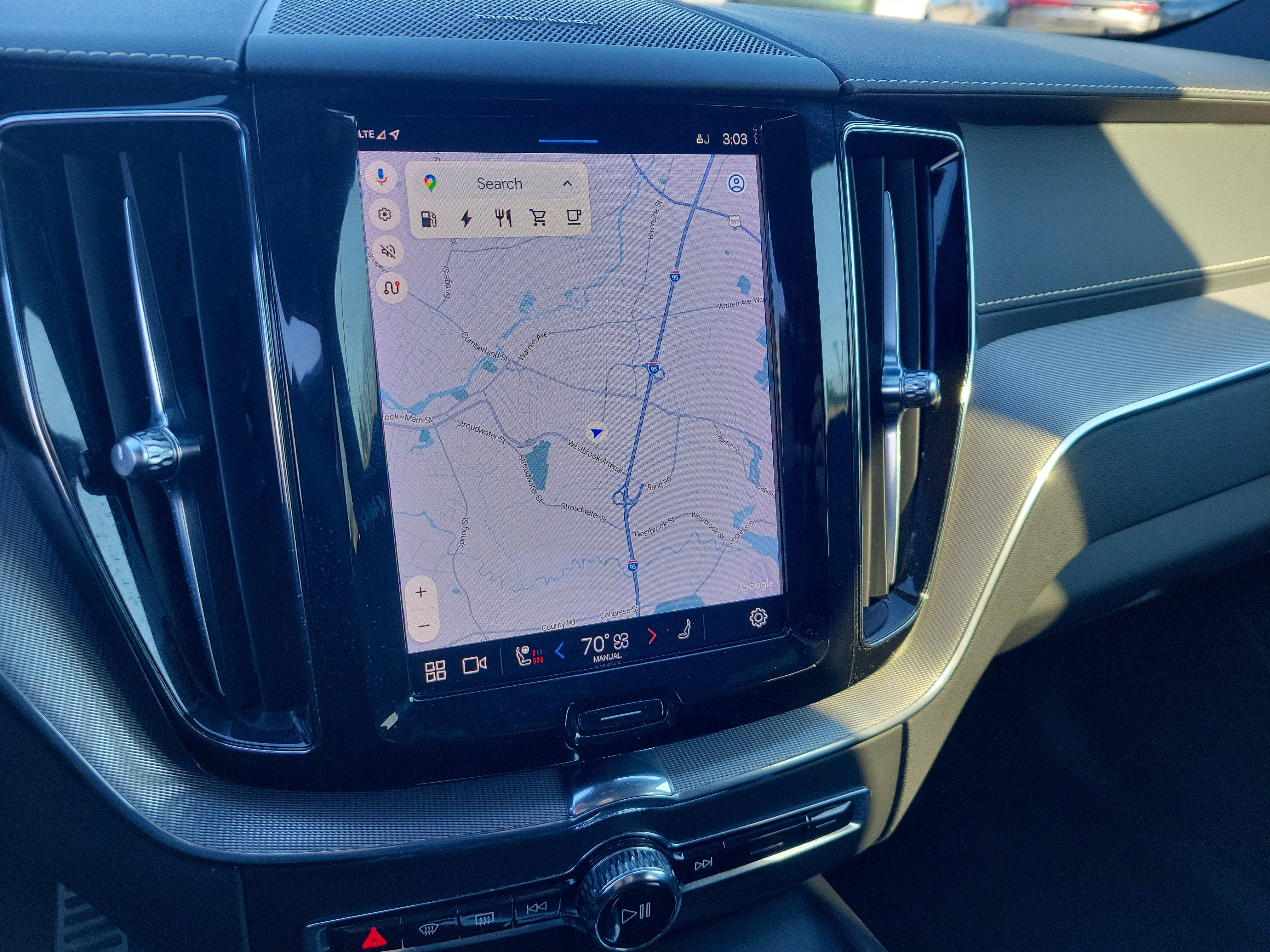 2022 Volvo XC60 Recharge Plug-In Hybrid R-Design