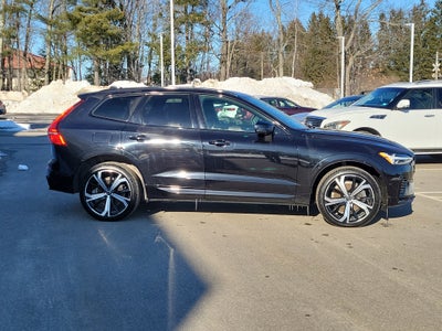2022 Volvo XC60 Recharge Plug-In Hybrid R-Design