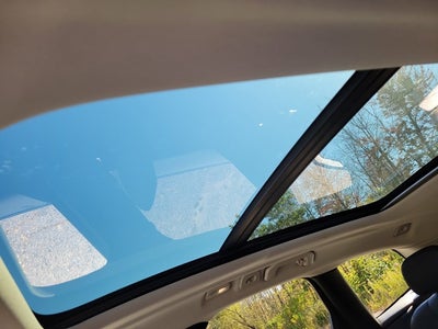 2024 Volvo XC60 Plus Dark Theme