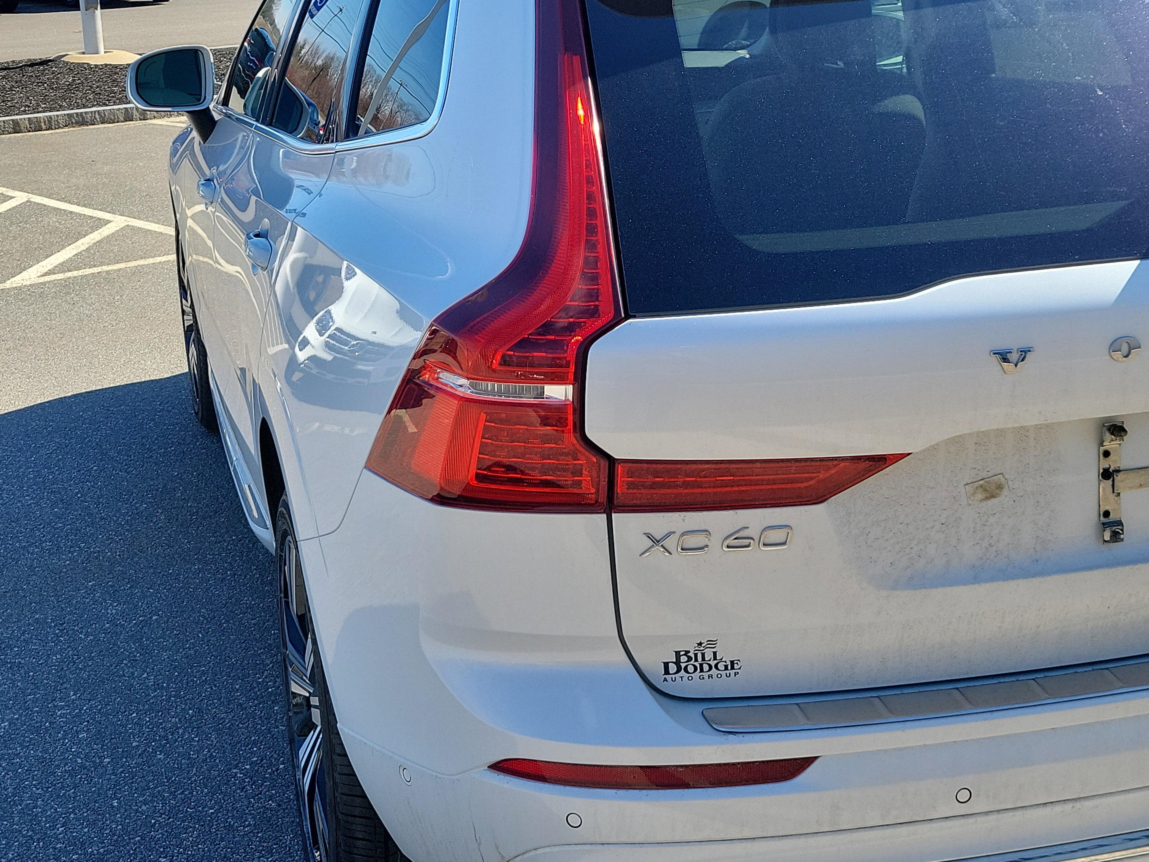 2023 Volvo XC60 Plus Bright Theme