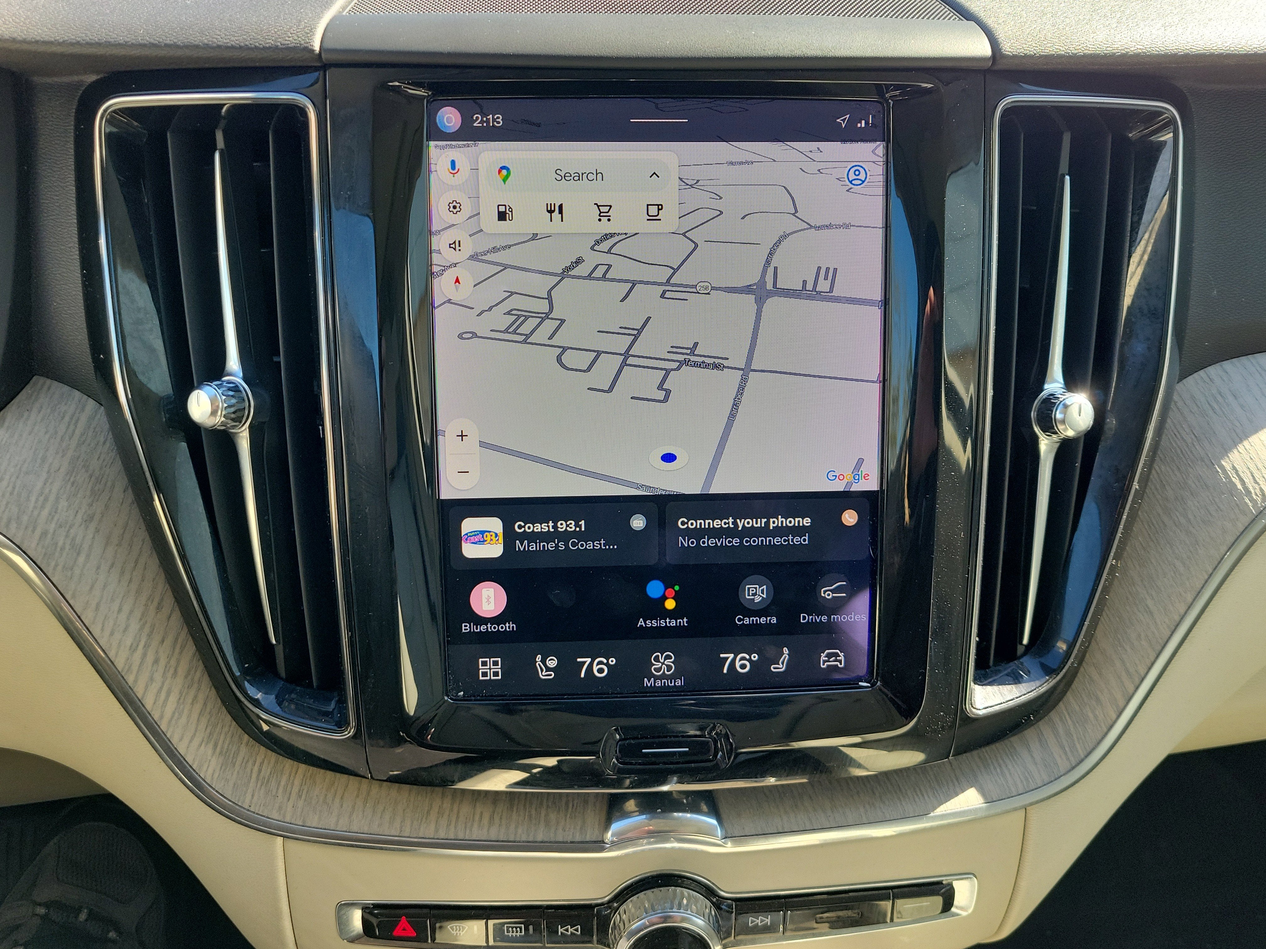 2023 Volvo XC60 Plus Bright Theme