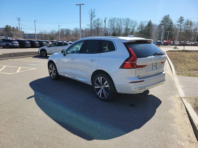 2023 Volvo XC60 Plus Bright Theme