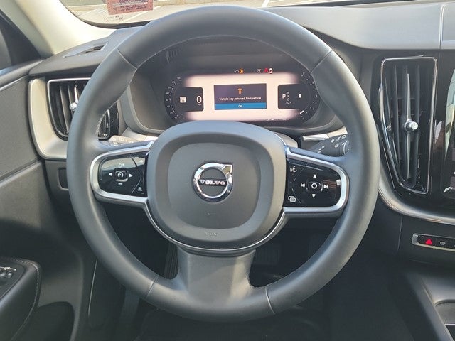 2023 Volvo XC60 Core