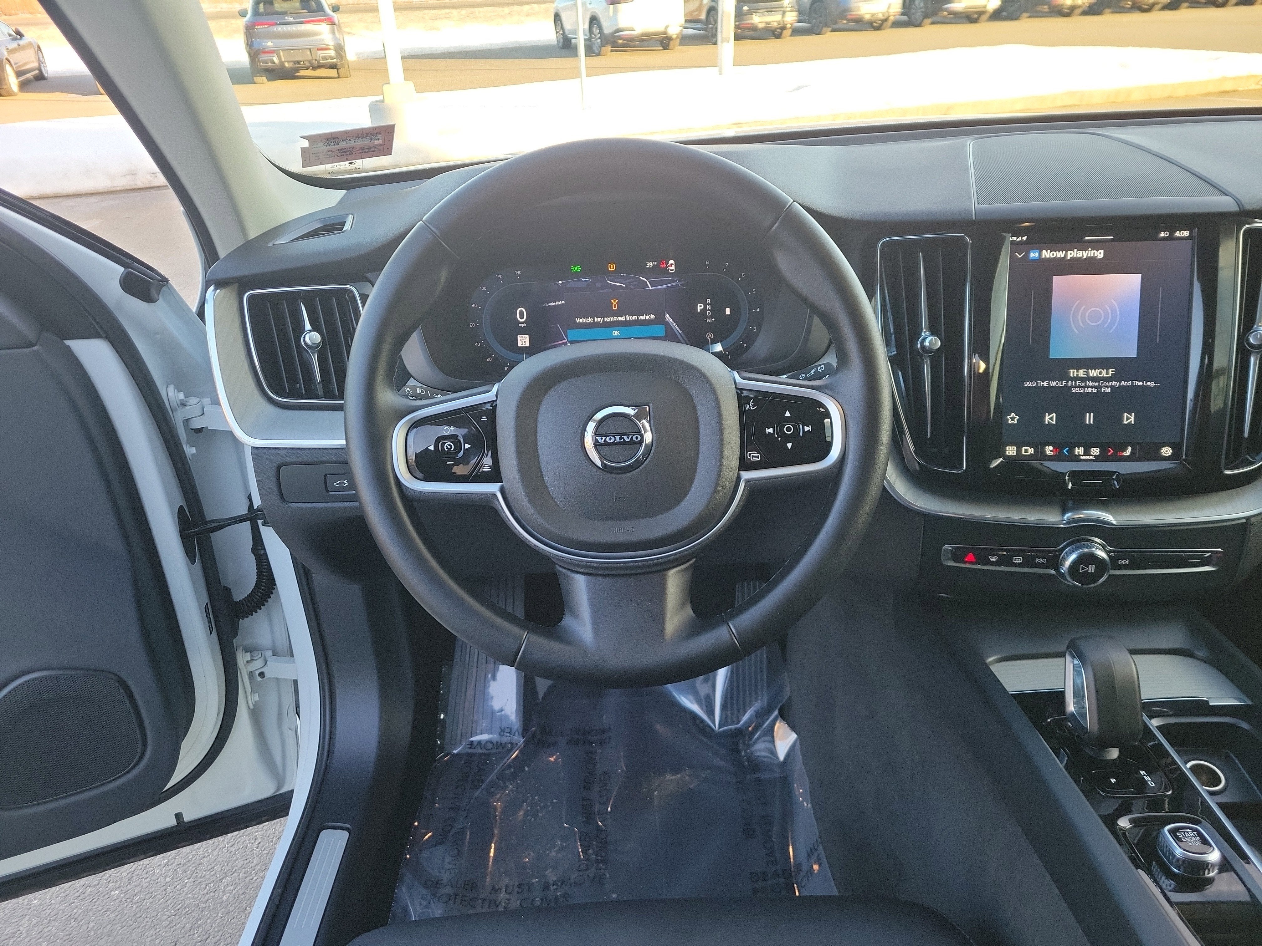 2025 Volvo XC60 Plus