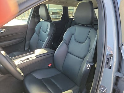2025 Volvo XC60 Core